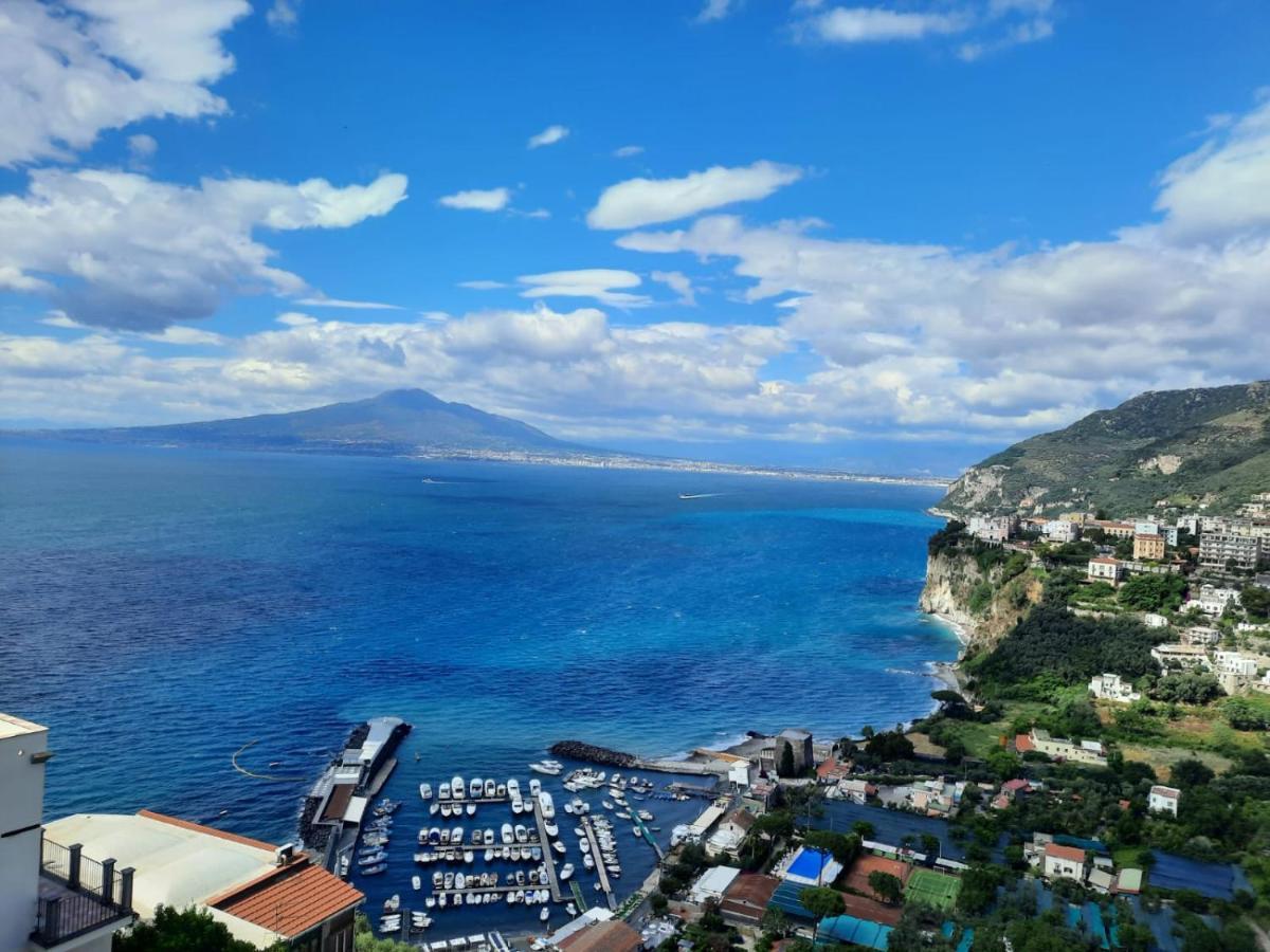 La Torretta Sea View Rooms Vico Equense Kültér fotó