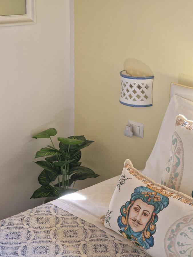 La Torretta Sea View Rooms Vico Equense Kültér fotó