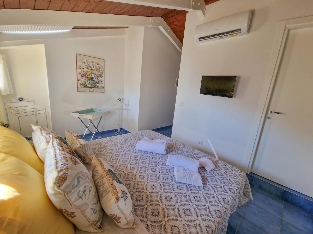 La Torretta Sea View Rooms Vico Equense Kültér fotó